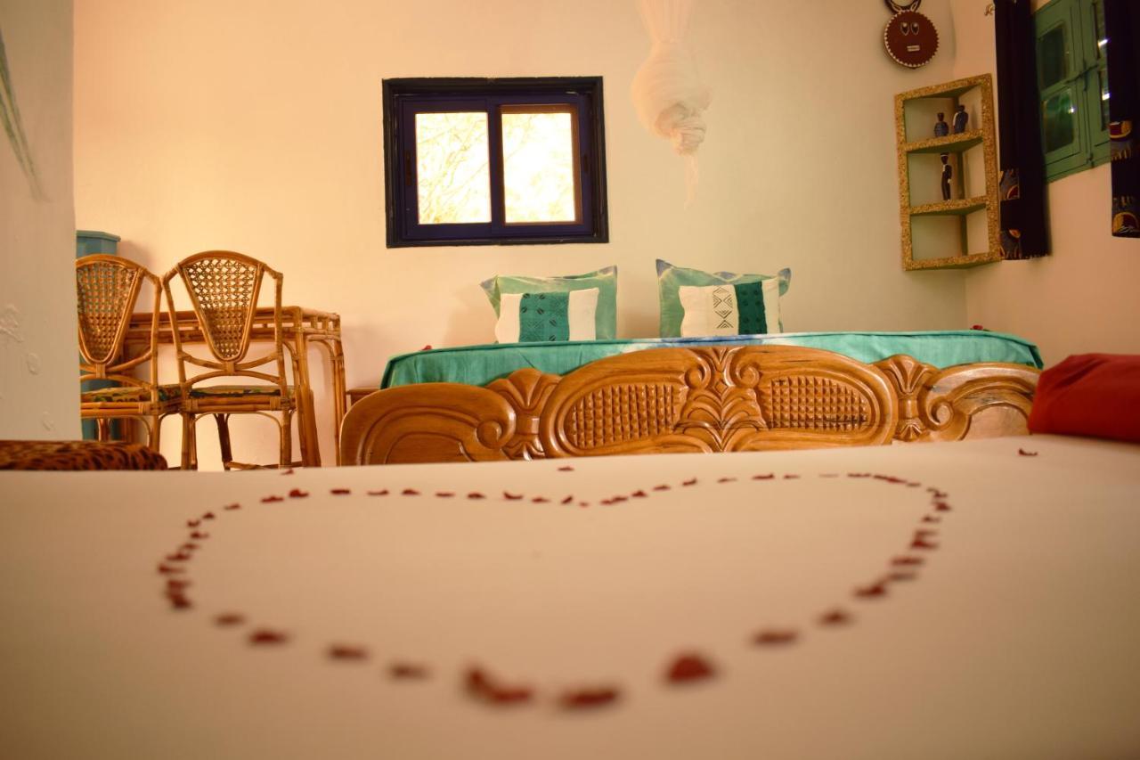 Hotel Mimosa Airport Тубаб Диалао Экстерьер фото