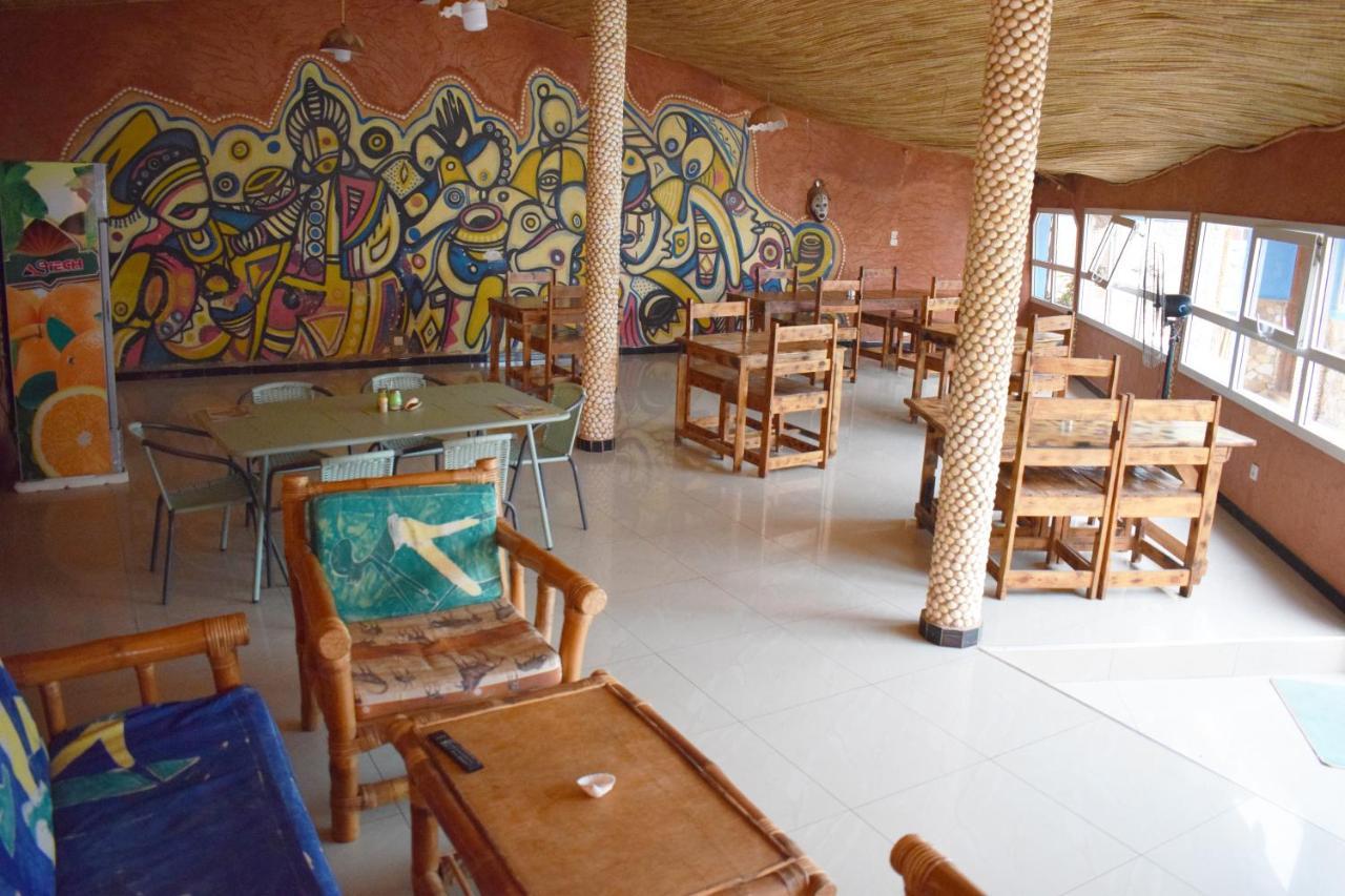 Hotel Mimosa Airport Тубаб Диалао Экстерьер фото
